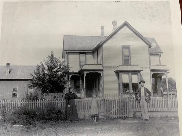 859 N County Road 1520e, Lerna, IL 62440