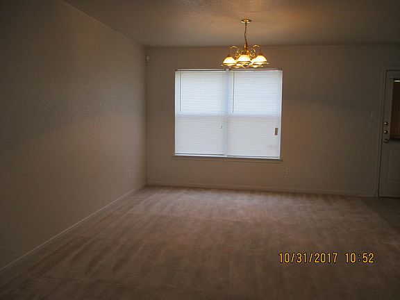 4th image of 3808 Littleleaf Ct #B