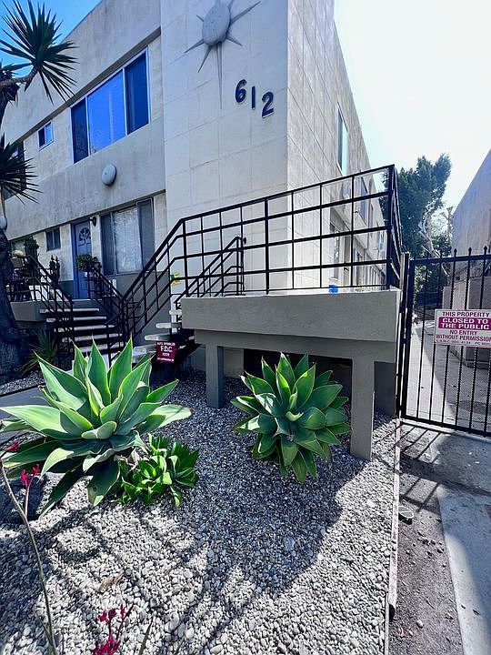 1st image of 612 N Westbourne Dr #5