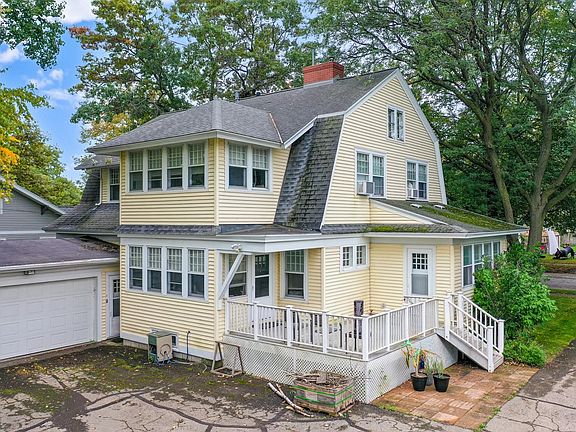 2nd image of 708 Garden St