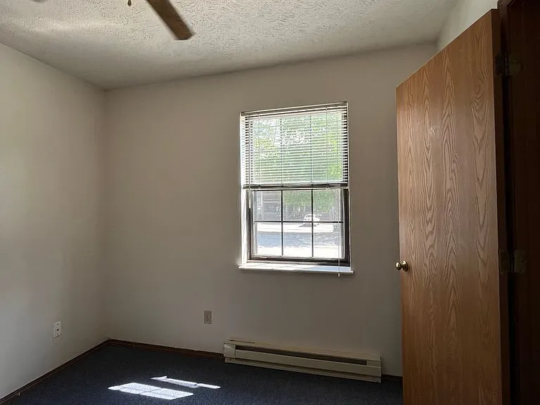 426 S Grant St — Photo 11