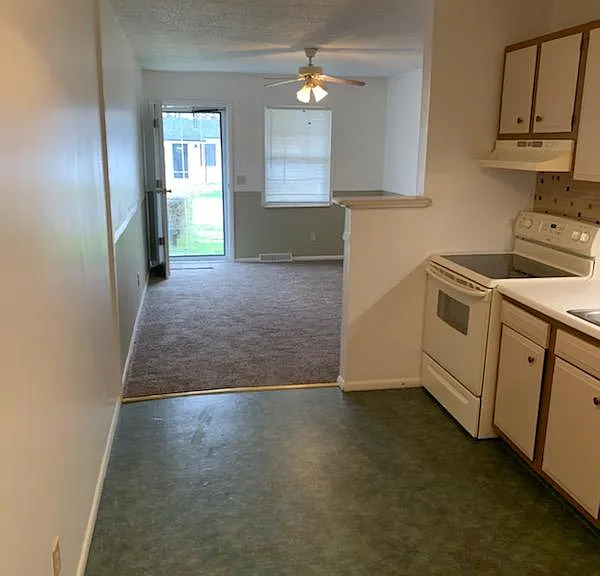 4063 Bruene Ave — Photo 19