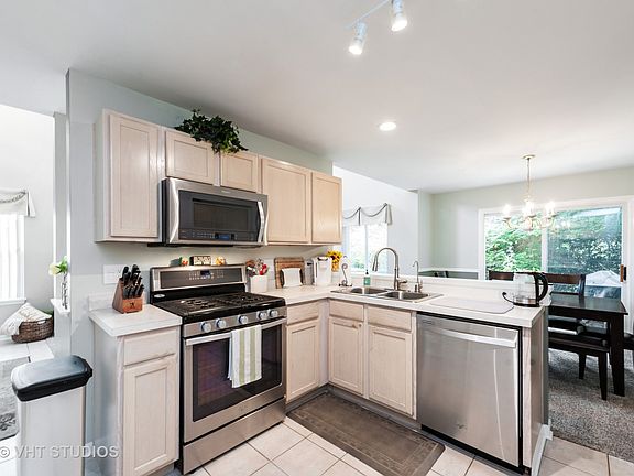 4th image of 2036 Orchard Ln