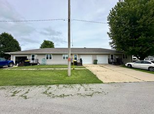 103 SW 8th St #105, Ogden, IA 50212