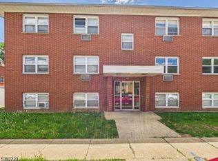 100 Luttgen Pl APT B1, Linden, NJ 07036