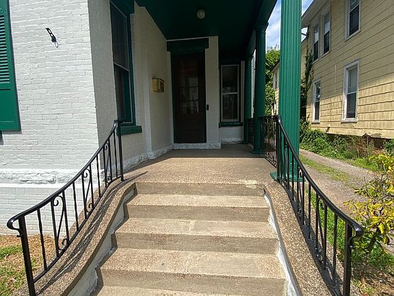2nd image of 354 W 9th St #1