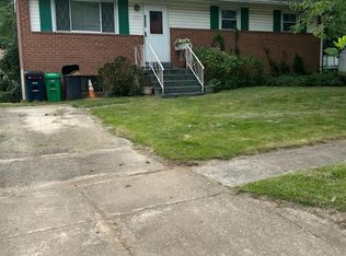 1404 Woodlark Dr, District Heights, MD 20747