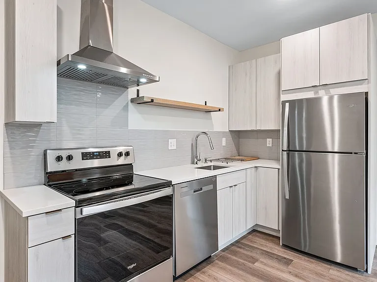 Olive Apartments — Photo 47
