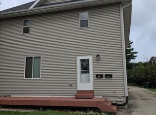 1006 N Spring St, Beaver Dam, WI 53916