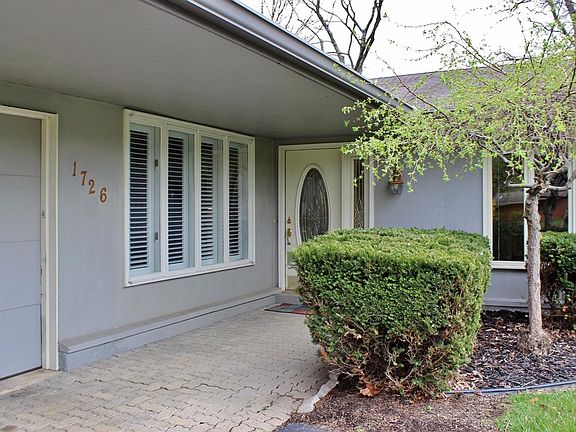 2nd image of 1726 Tanglewood Dr
