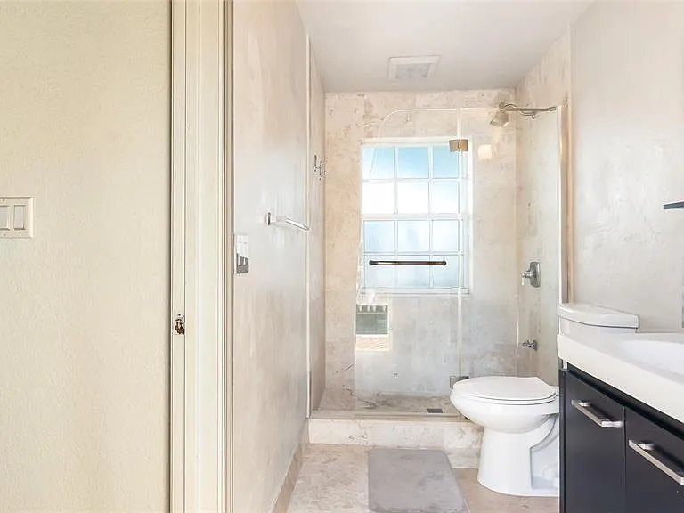 19820 SW 7th Pl #19820 — Photo 38