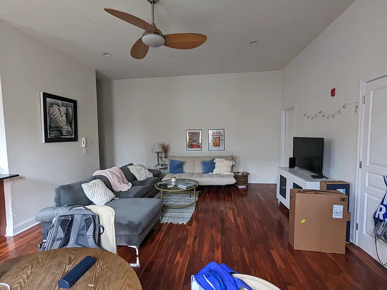 2054-south-st-1-14