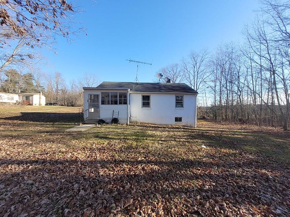 189 Morrison Grove Dr, Charlotte Court House, VA 23923 MLS 52222