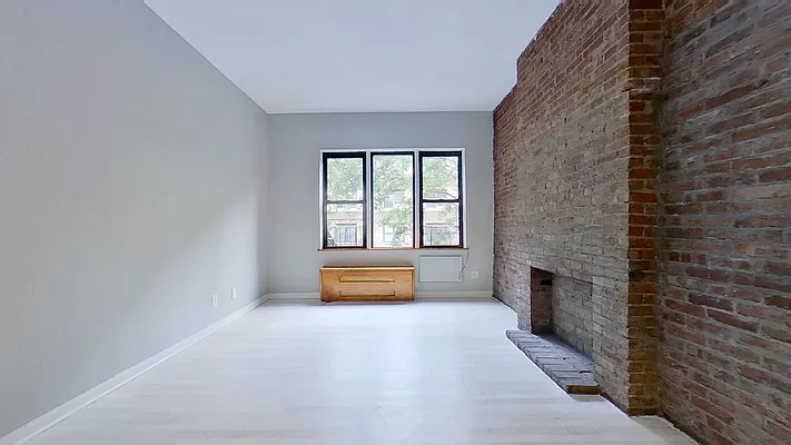 Rented by Compass | media 14