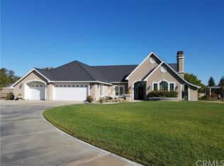 22800 Sunriver Dr, Red Bluff, CA 96080