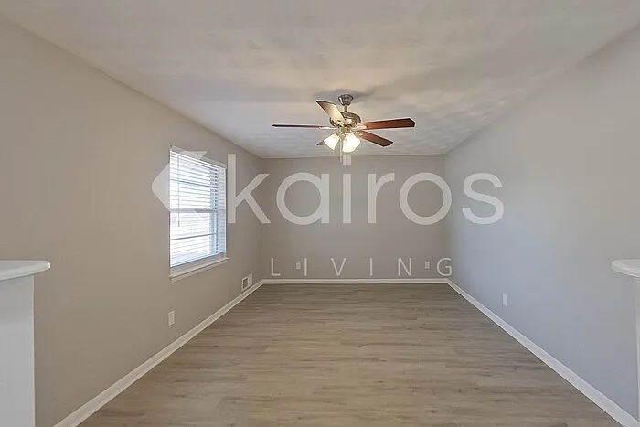 3 bed, 2.5 bath, 1704 sqft, $2,125 — Photo 4