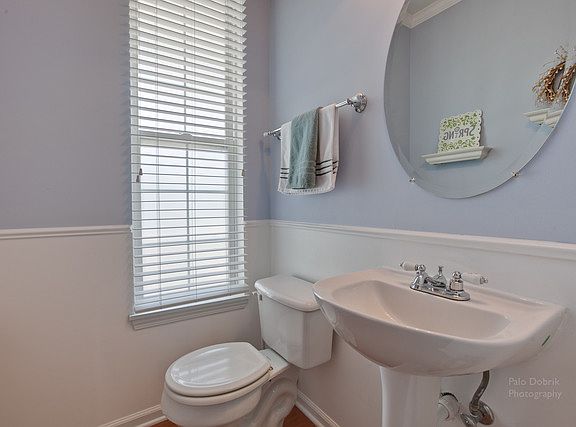 4th image of 5495 Savoy Dr