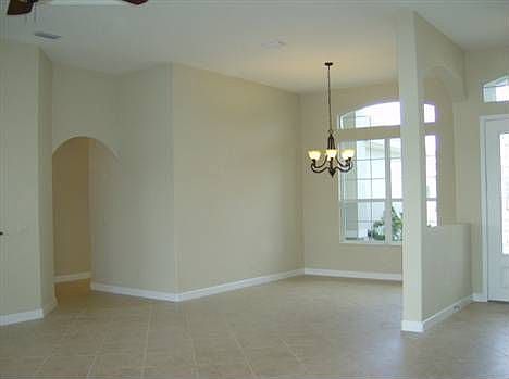 4th image of 8856 Beacon Hill Ave