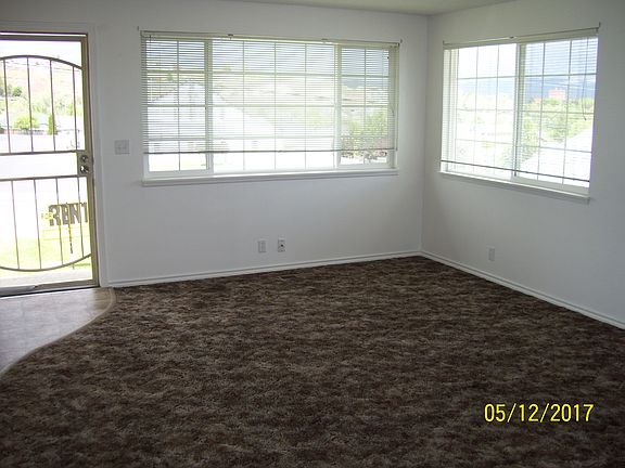 2nd image of 1108 W Fremont Ave