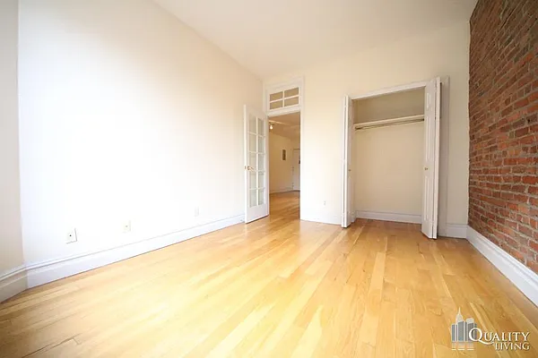 Rented by (Legacy) NY Quality Living Uptown | media 18