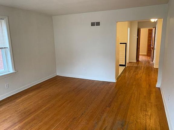 2nd image of 5866 Nottingham Ave #1E