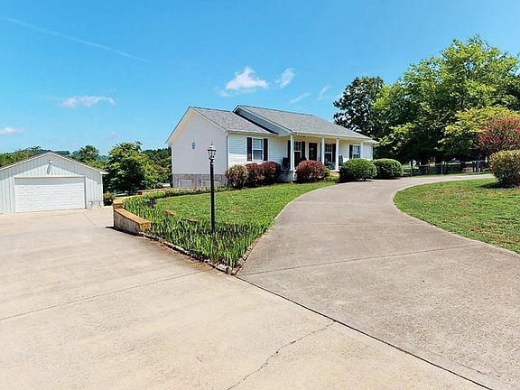 2nd image of 129 Beechwood Dr