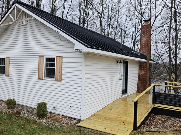 7731 White Birch Dr, Farwell, MI 48622