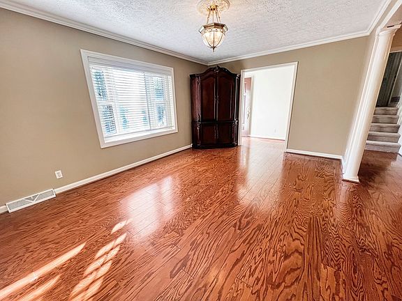 5th image of 108 Springfield Rd