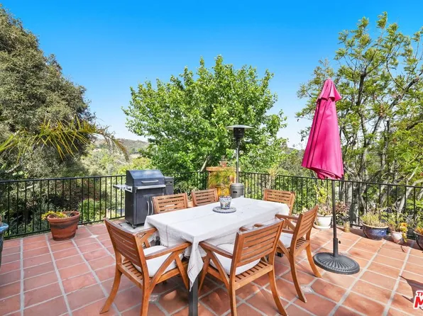 754 Basin Dr, Topanga, CA 90290