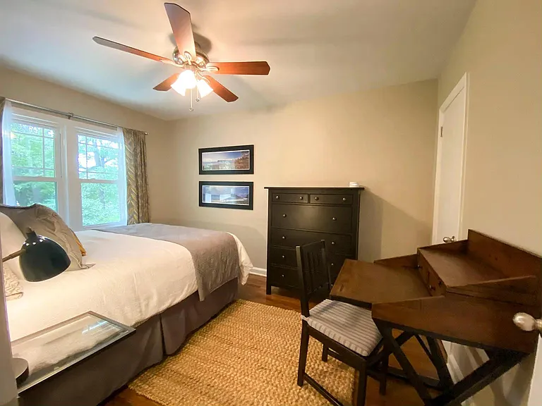 607 Burke Rd NE #A — Photo 14