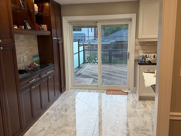 34 Manorhampton Dr — Photo 8