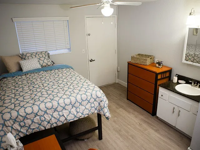 Capri Apartments at Eugene — Photo 9