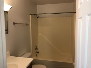832 Patty Dr #VG7Z0Z5R8, Maryville, IL 62062