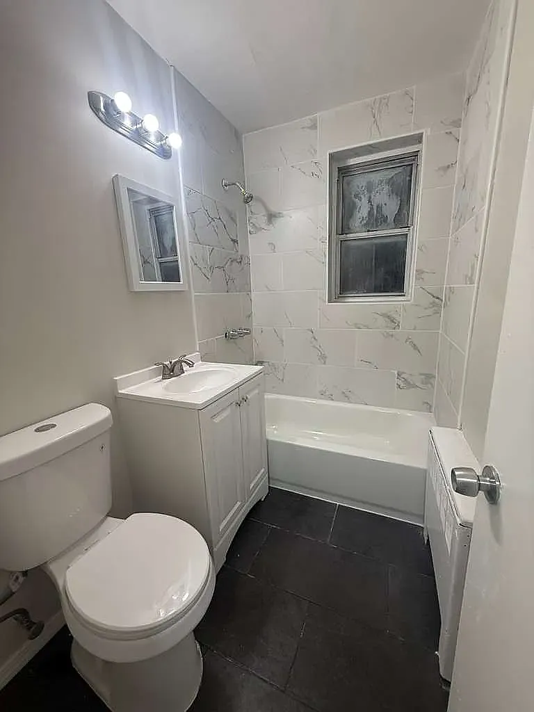 2 bed, 800 sqft, $1,849 — Photo 4