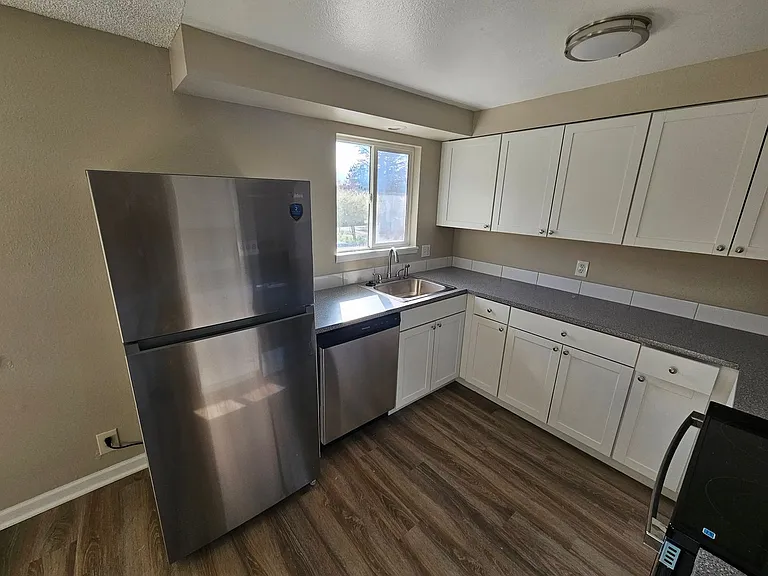 2535-2537 Wilark Dr NW — Photo 10