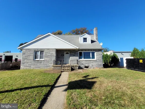 17 W Maple Ave, Bellmawr, NJ 08031