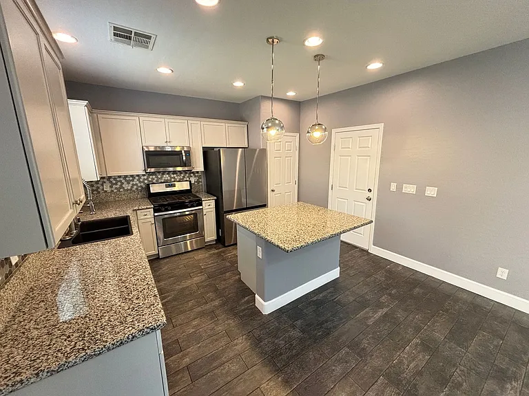 10612 Forum Peak Ln — Photo 7