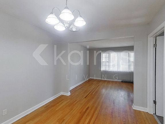 4th image of 9365 Duenke Dr