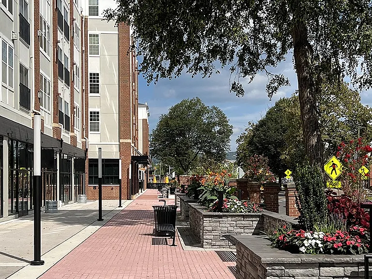 100 Park at Wyomissing Square — Photo 26