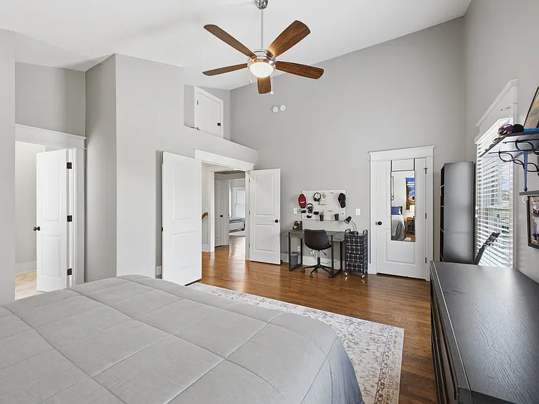 1102 Caldwell Ave — Photo 27