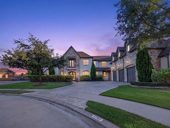 2nd image of 27707 Stonehurst Ln
