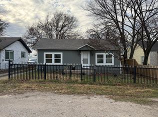 107 S Dwight Ave, Dallas, TX 75211