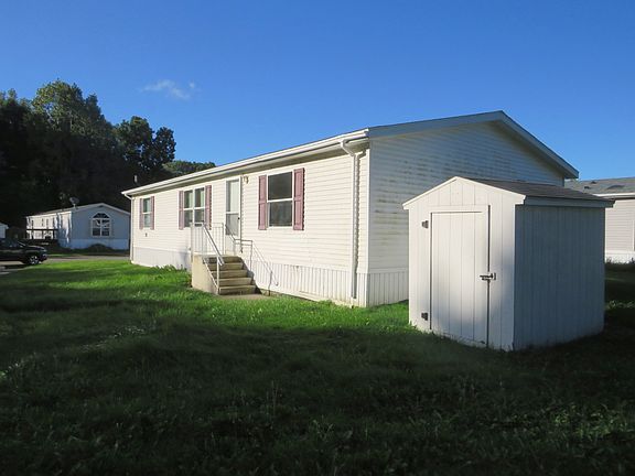 3rd image of 1426 Sherman Wood Dr