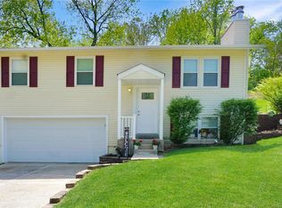 186 Sorlee Dr, Valley Park, MO 63088