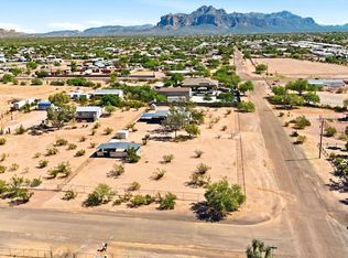 2582 W Smoketree Street, Apache Junction, AZ 85120