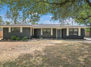1214 Haines Dr, College Station, TX 77840