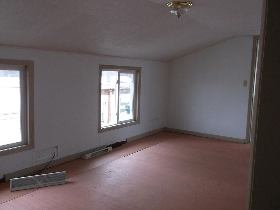2nd image of 830 N 1st Ave #198