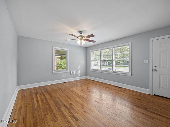 5th image of 1304 E 1st Street