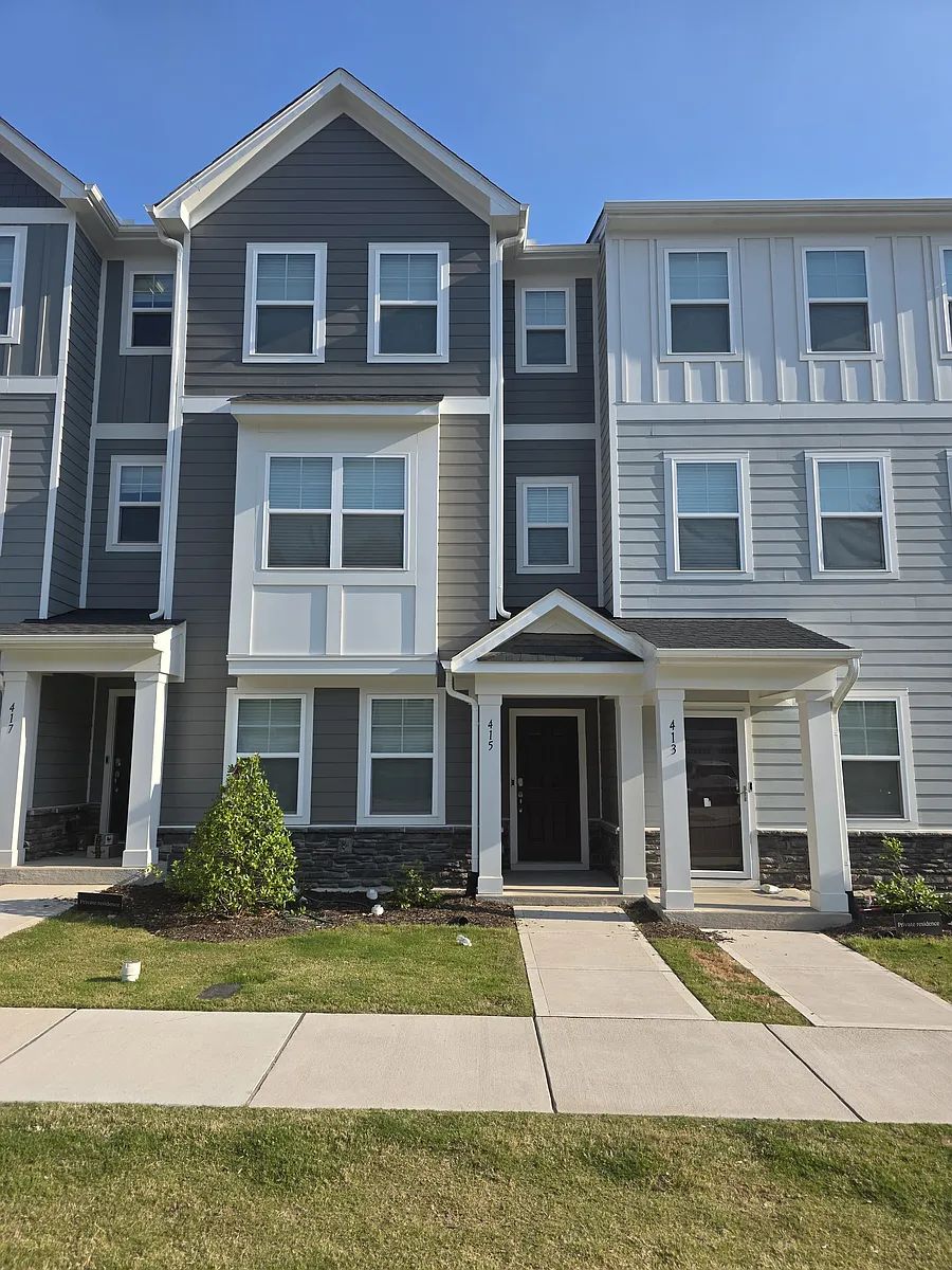 Building Photo - 415 Deercroft Dr