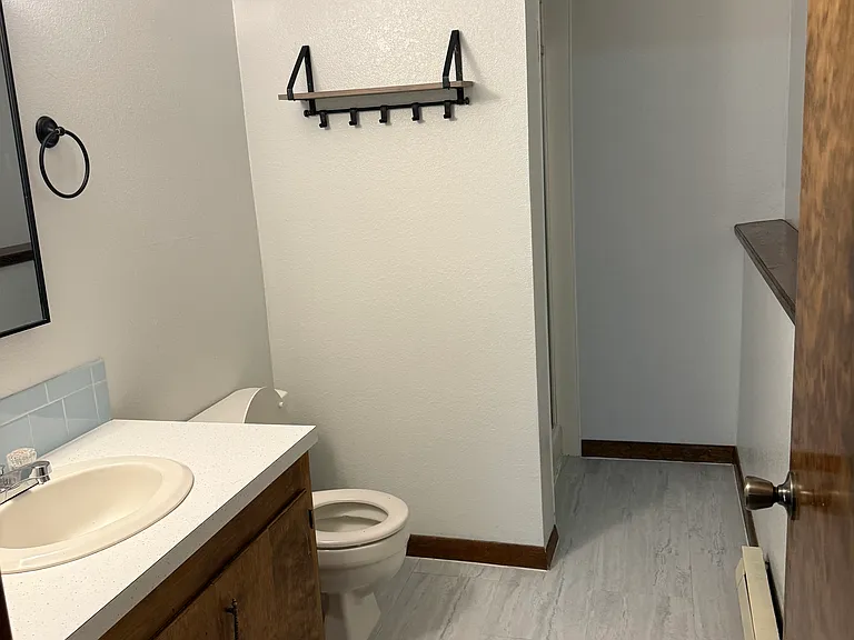 4209 Comanche Dr — Photo 4